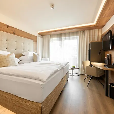 Sporthotel Cinderella Обертауэрн