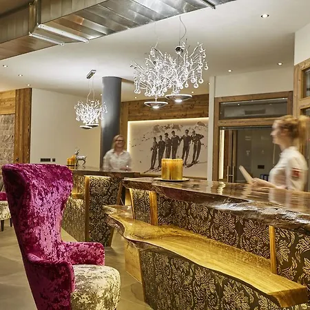 Отель Sporthotel Cinderella 5*