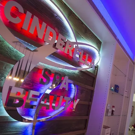 Sporthotel Cinderella 5*