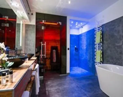 Cinderella Ξενοδοχείο 5*